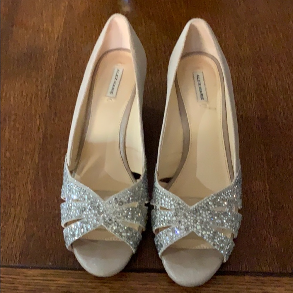 Alex Marie Wedges